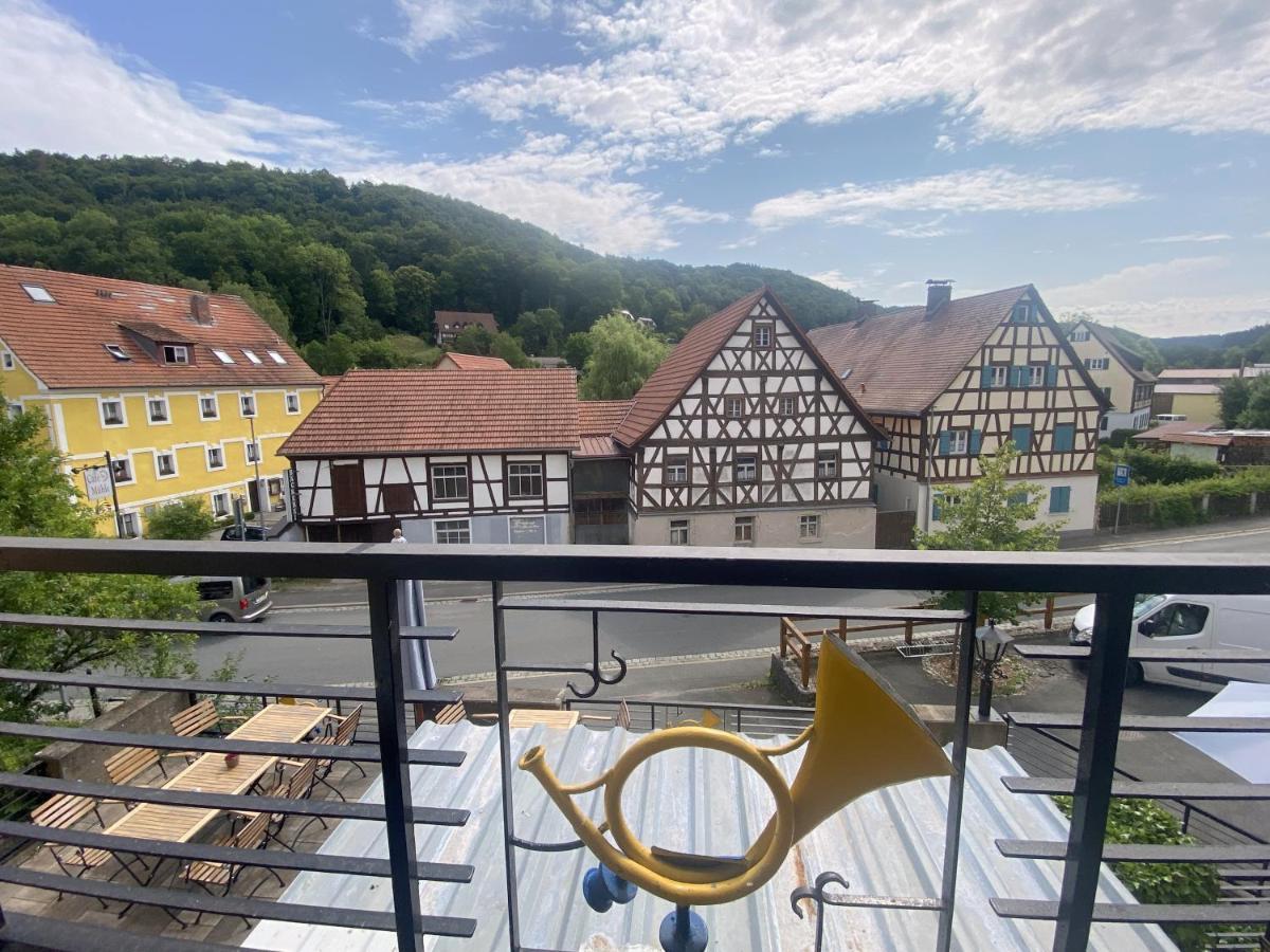 Gasthof Hotel Zur Post Egloffstein Exteriör bild