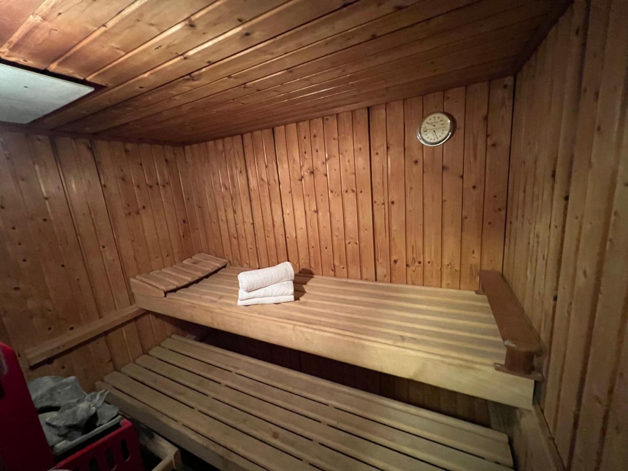Gasthof Hotel Zur Post Egloffstein Exteriör bild
