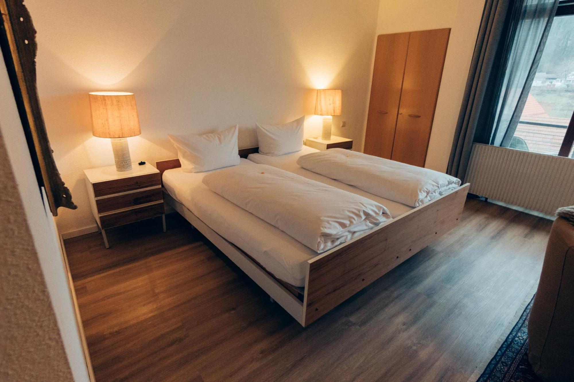 Gasthof Hotel Zur Post Egloffstein Exteriör bild